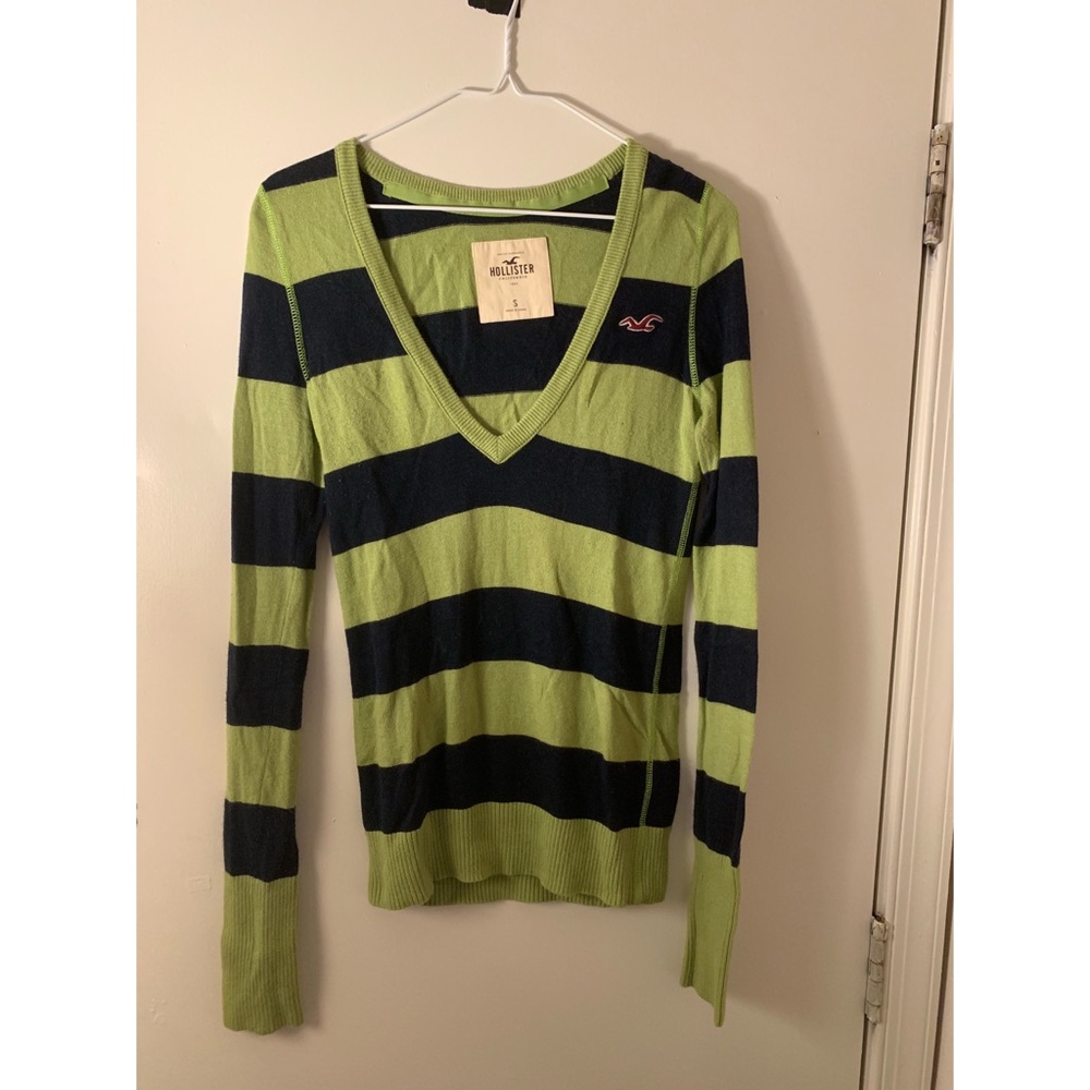 Hollister long sleeve top